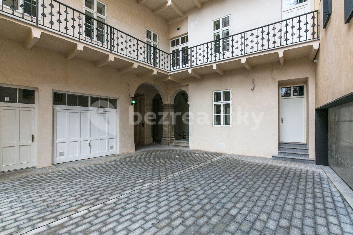 1 bedroom with open-plan kitchen flat to rent, 55 m², Plzeňská, Prague, Prague