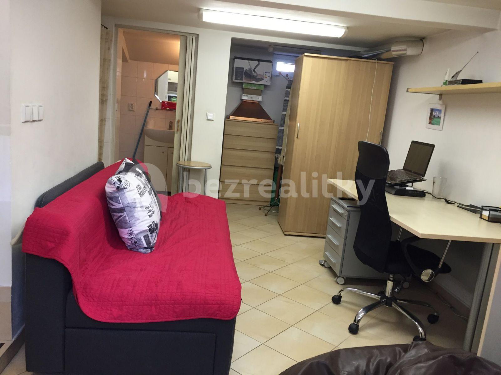 Studio flat to rent, 23 m², Skácelova, Brno, Jihomoravský Region