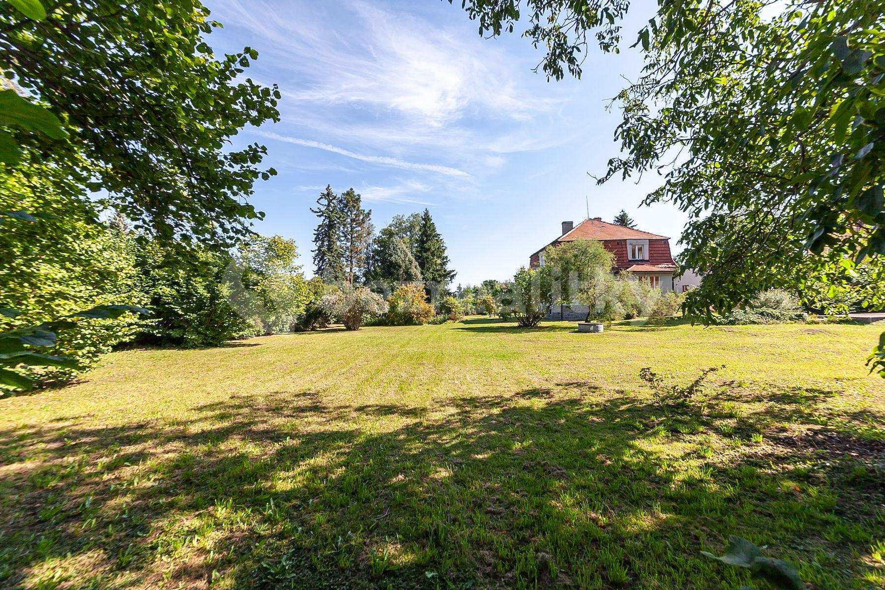 plot for sale, 1,000 m², Lipenská, Prague, Prague