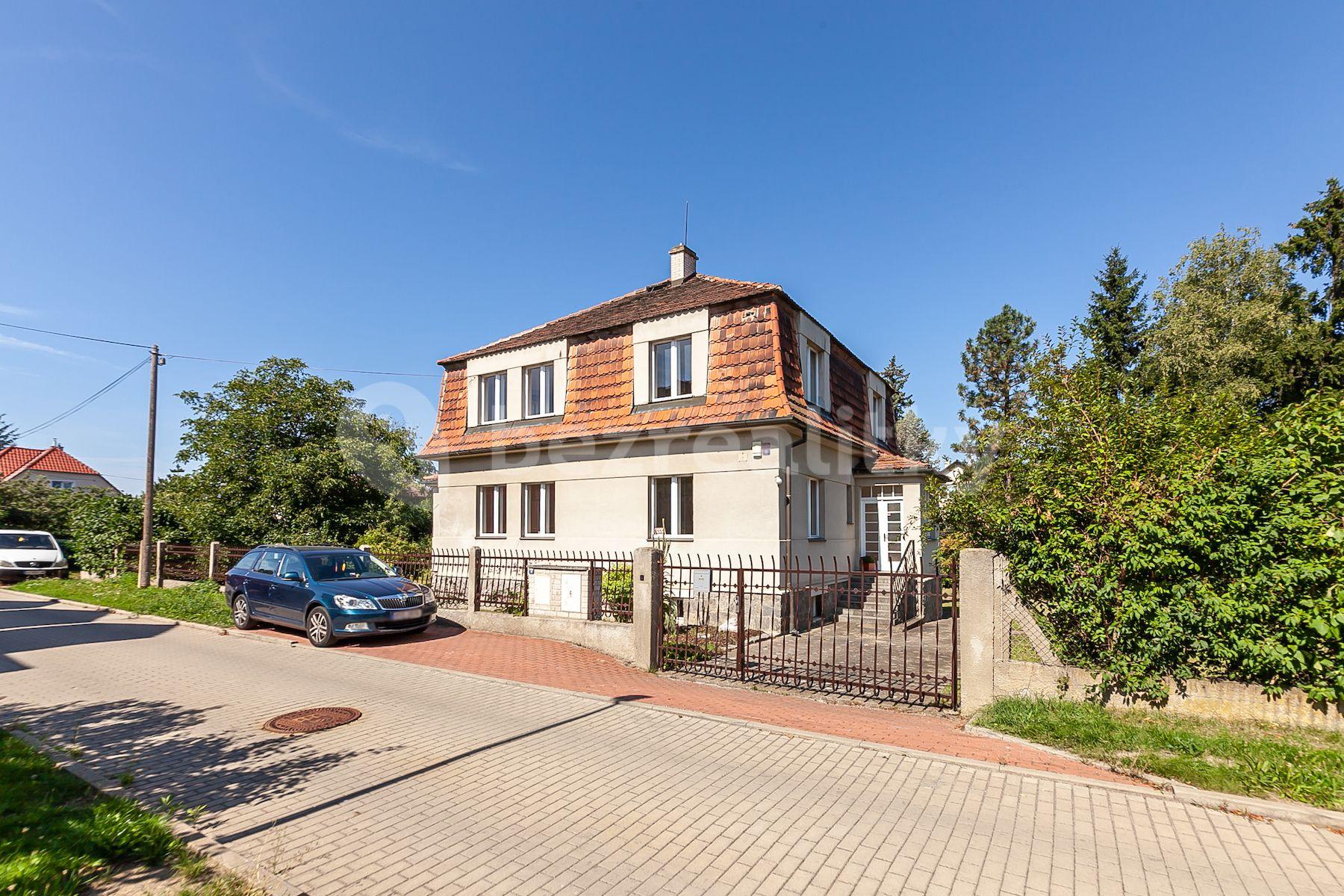 plot for sale, 1,182 m², Lipenská, Prague, Prague