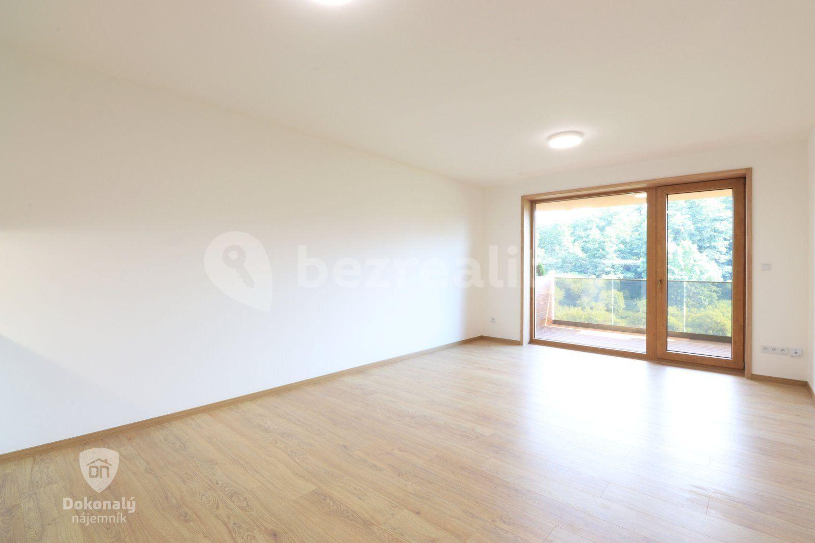 Studio flat to rent, 37 m², Lázeňská, Slaný, Středočeský Region