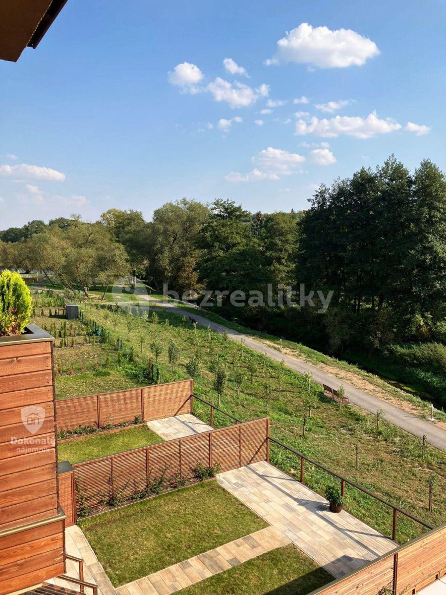 Studio flat to rent, 37 m², Lázeňská, Slaný, Středočeský Region