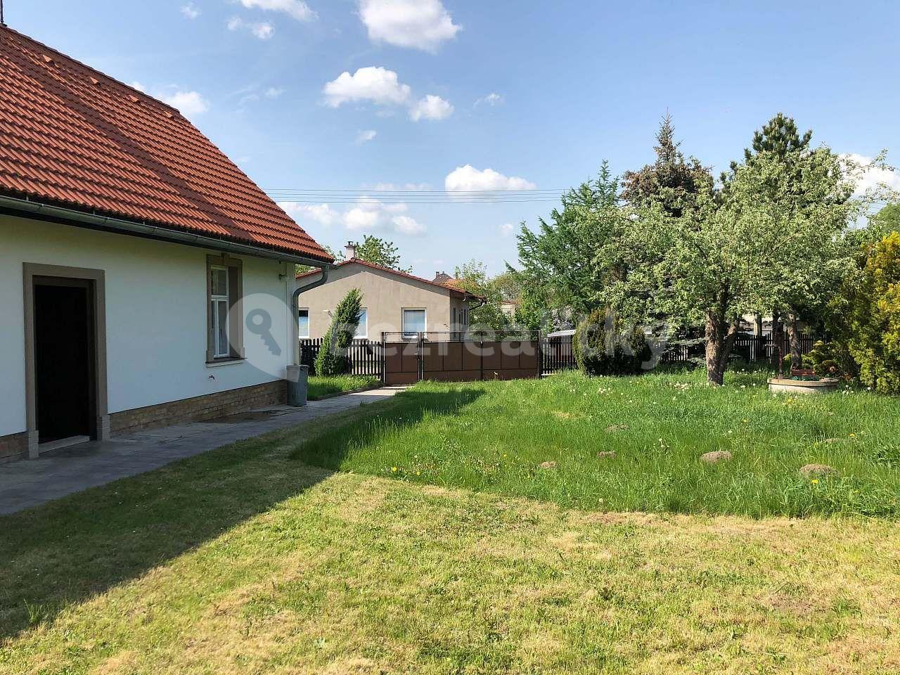 recreational property to rent, 0 m², Veliny, Pardubický Region