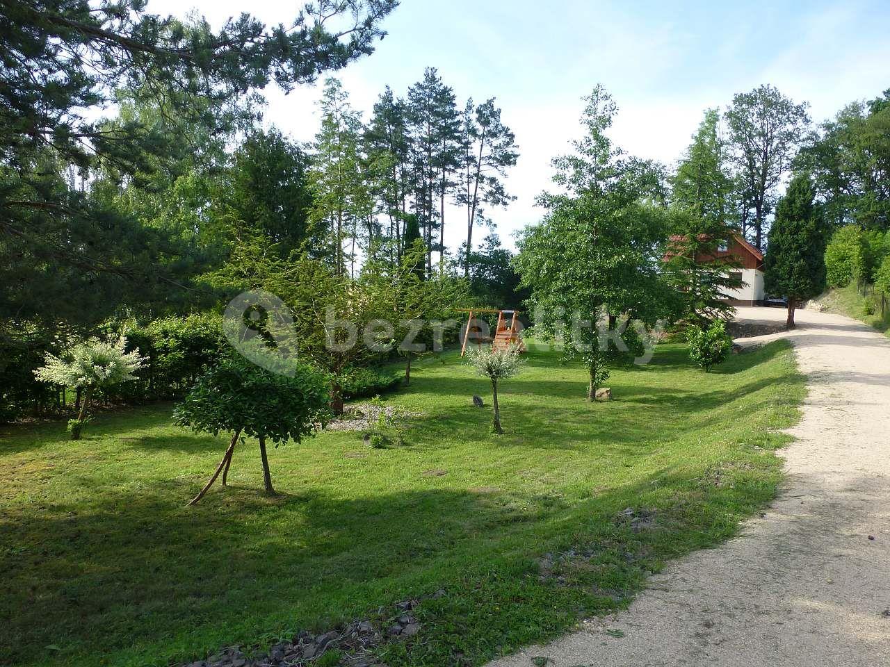 recreational property to rent, 0 m², Libuň, Královéhradecký Region