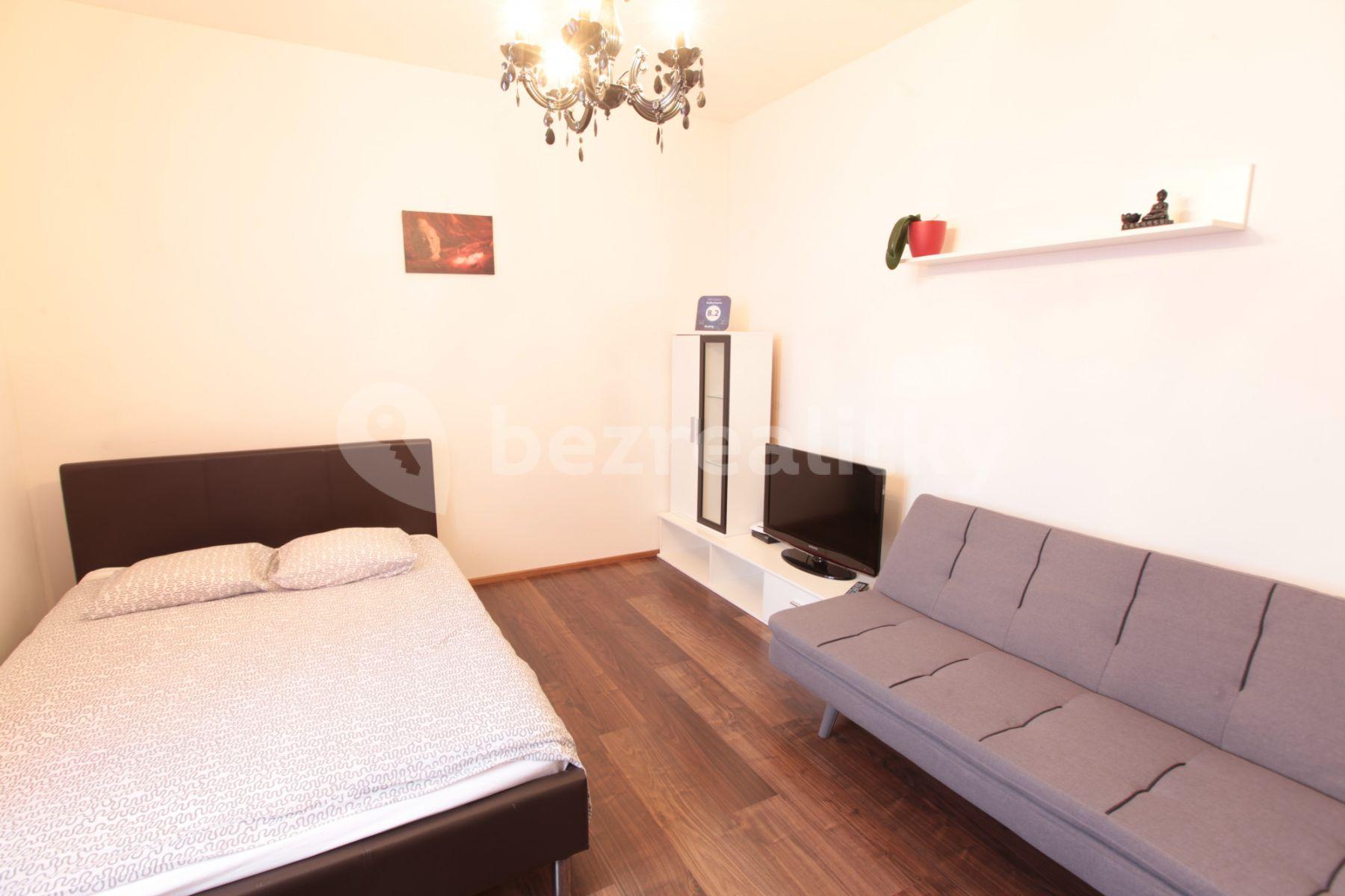 Studio flat to rent, 25 m², Freyova, Prague, Prague