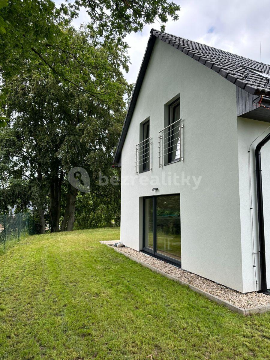 house for sale, 122 m², Velké Popovice, Středočeský Region