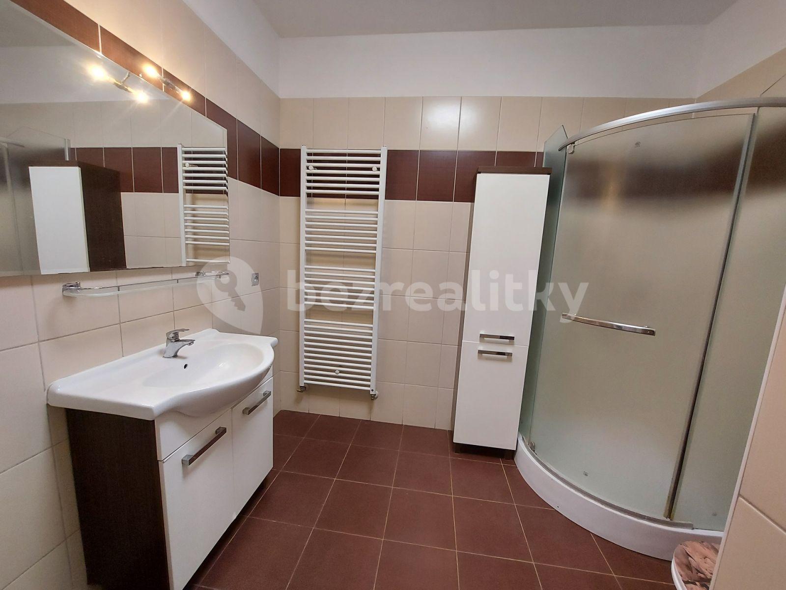 3 bedroom with open-plan kitchen flat for sale, 112 m², Západní, Karlovy Vary, Karlovarský Region