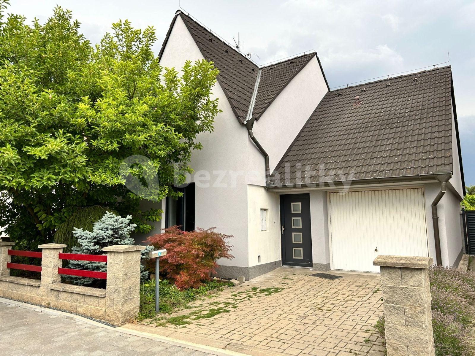 house for sale, 216 m², Znojemská, Pohořelice, Jihomoravský Region