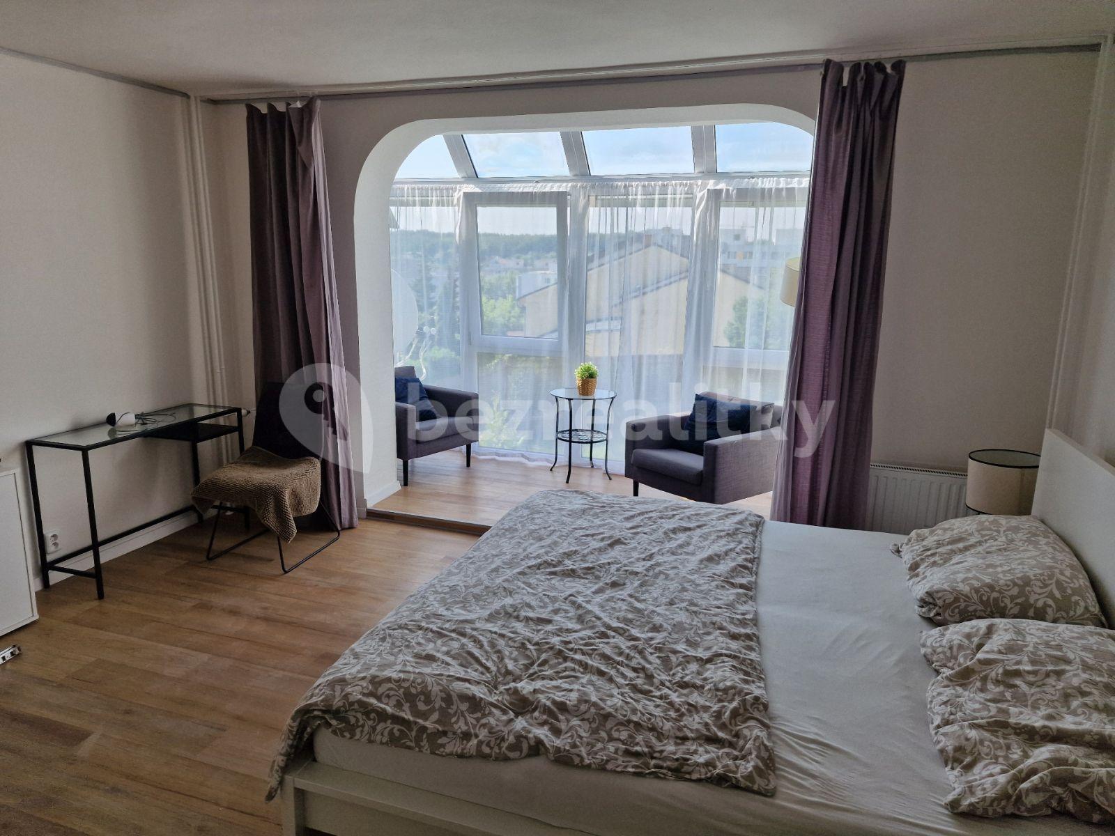 Studio flat to rent, 25 m², K Trninám, Prague, Prague