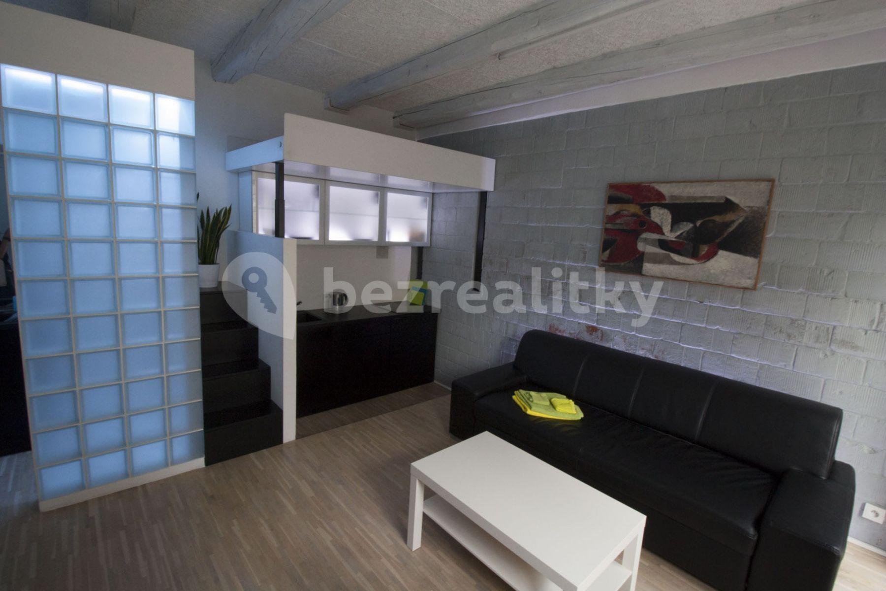 Studio flat to rent, 22 m², Milady Horákové, Brno, Jihomoravský Region