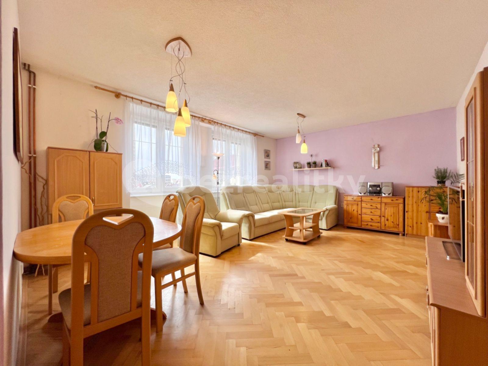 3 bedroom flat for sale, 76 m², Československé armády, Hlinsko, Pardubický Region