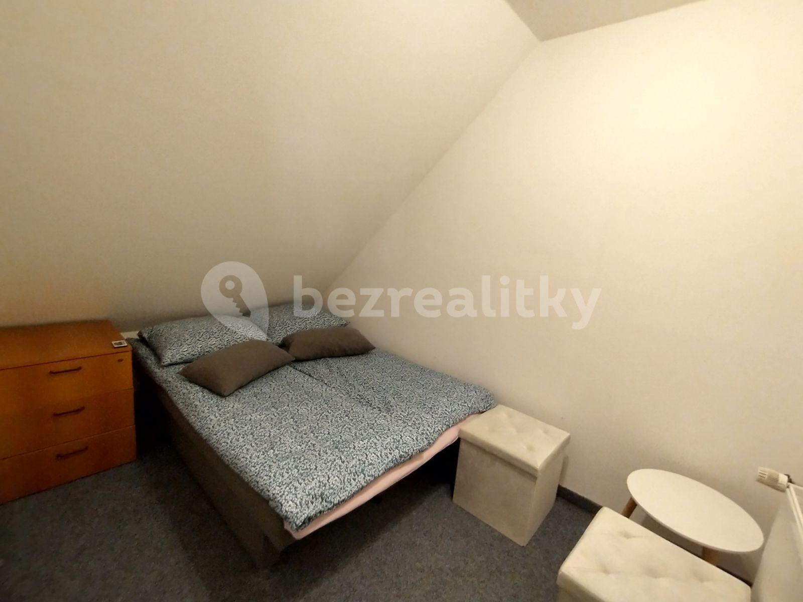 5 bedroom flat to rent, 180 m², Jihovýchodní IV, Prague, Prague