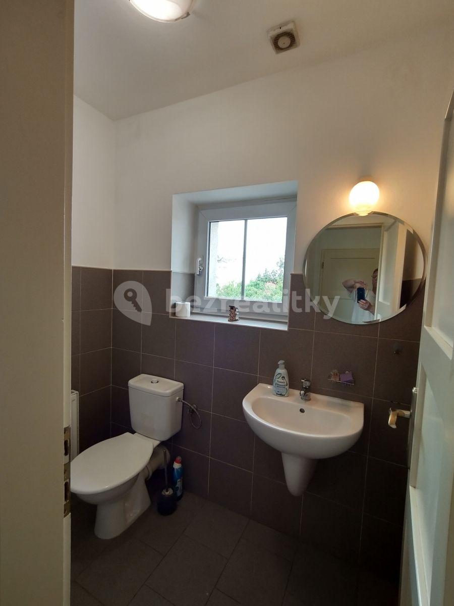 5 bedroom flat to rent, 180 m², Jihovýchodní IV, Prague, Prague