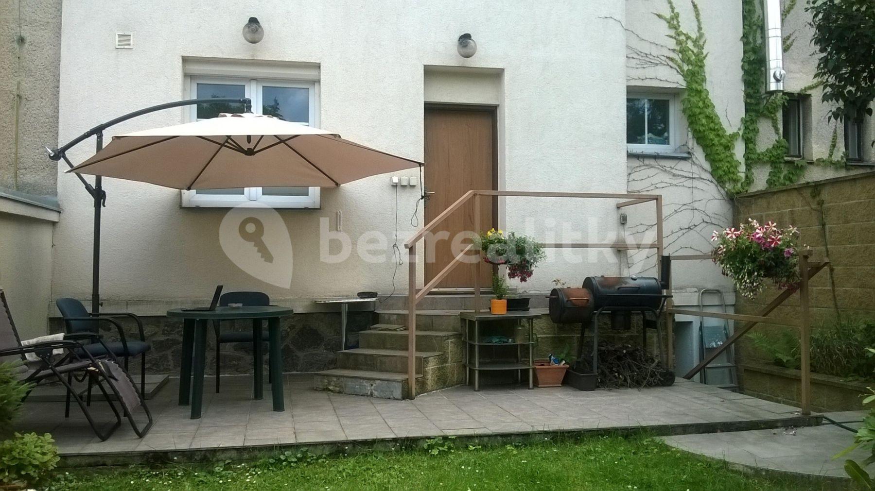 4 bedroom flat to rent, 100 m², Jihovýchodní IV, Prague, Prague