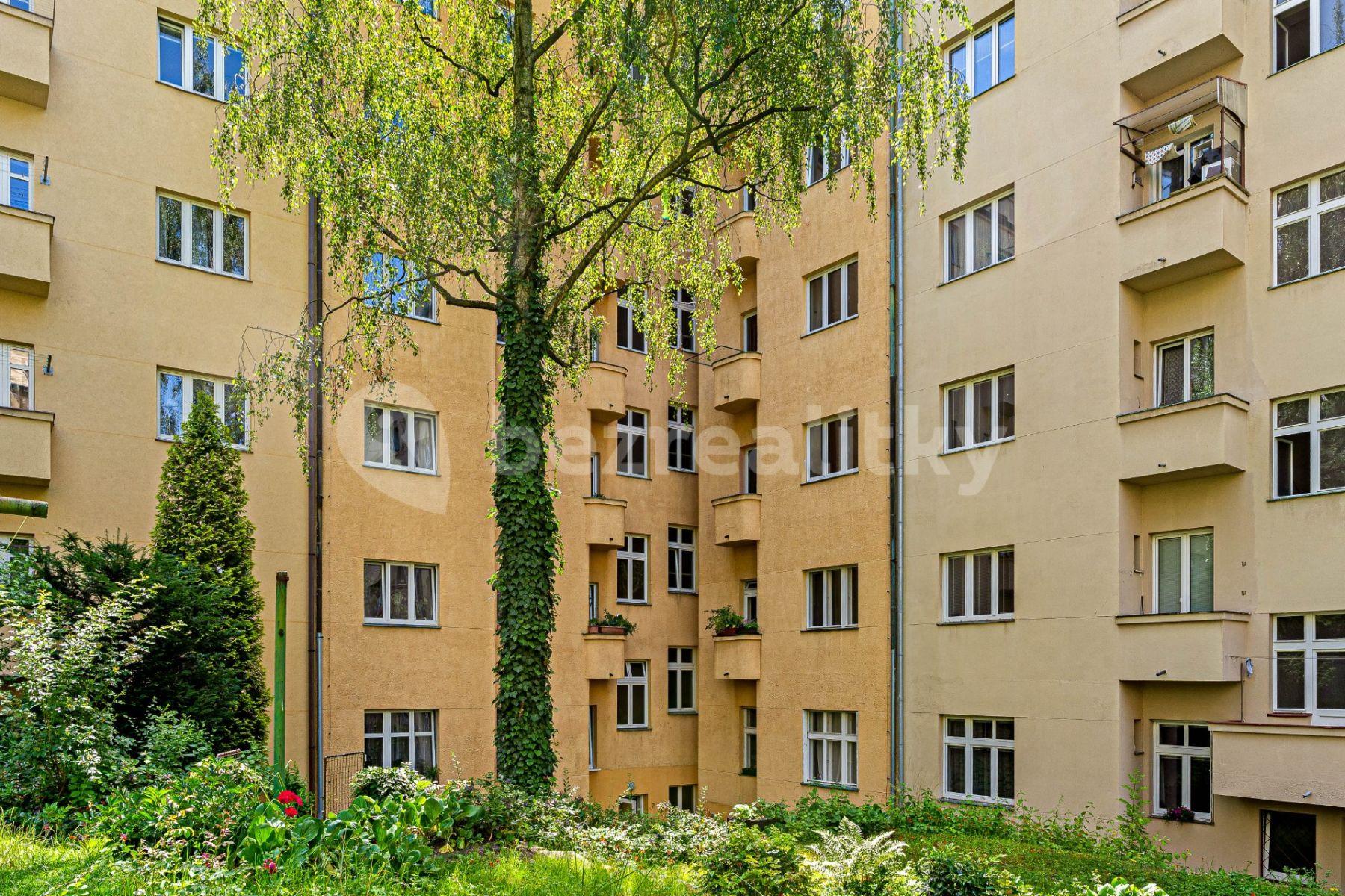 2 bedroom flat for sale, 52 m², Tolstého, Prague, Prague