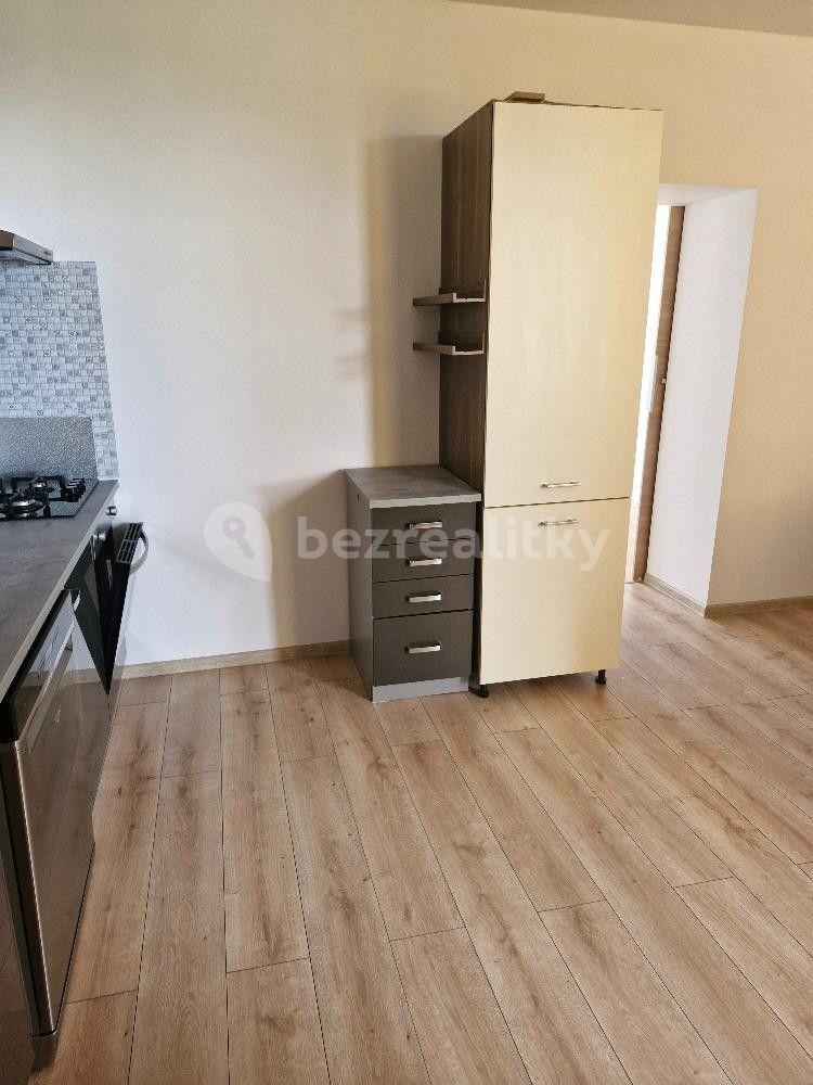 1 bedroom with open-plan kitchen flat for sale, 44 m², Šulcova, Kladno, Středočeský Region