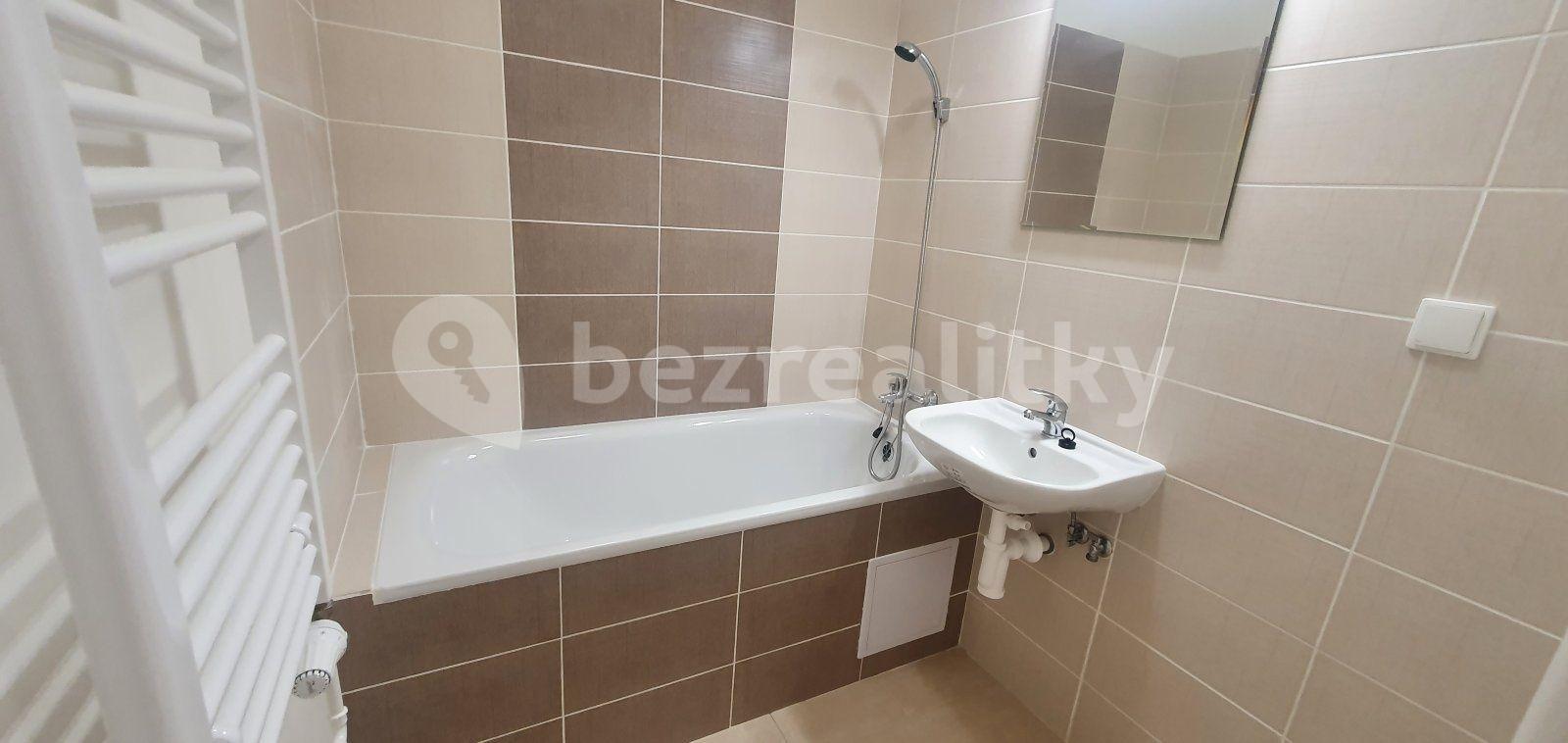 3 bedroom flat to rent, 70 m², Chopinova, Havířov, Moravskoslezský Region