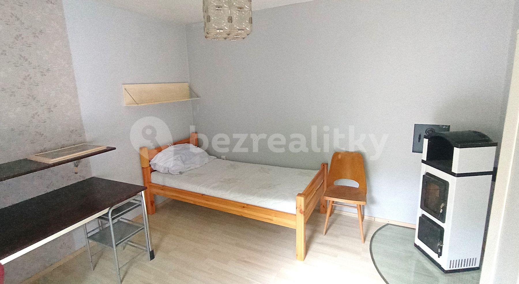 2 bedroom flat to rent, 250 m², Dvořákova, Úvaly, Středočeský Region