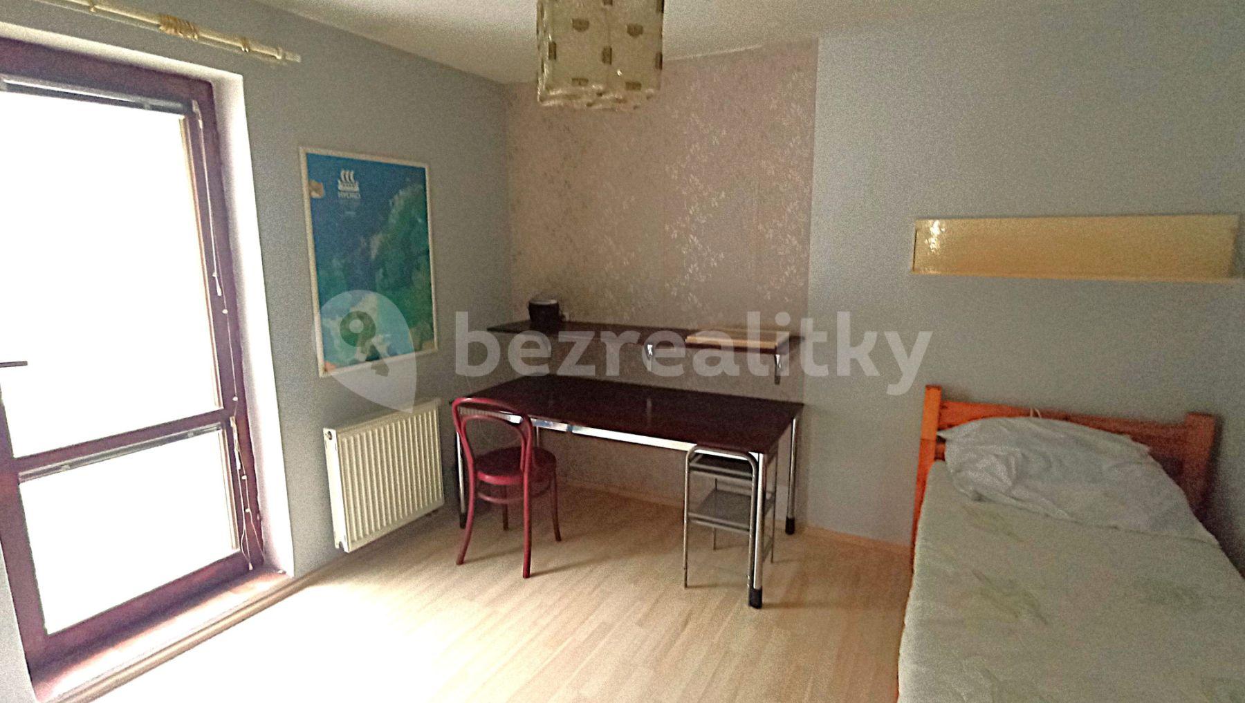 2 bedroom flat to rent, 250 m², Dvořákova, Úvaly, Středočeský Region