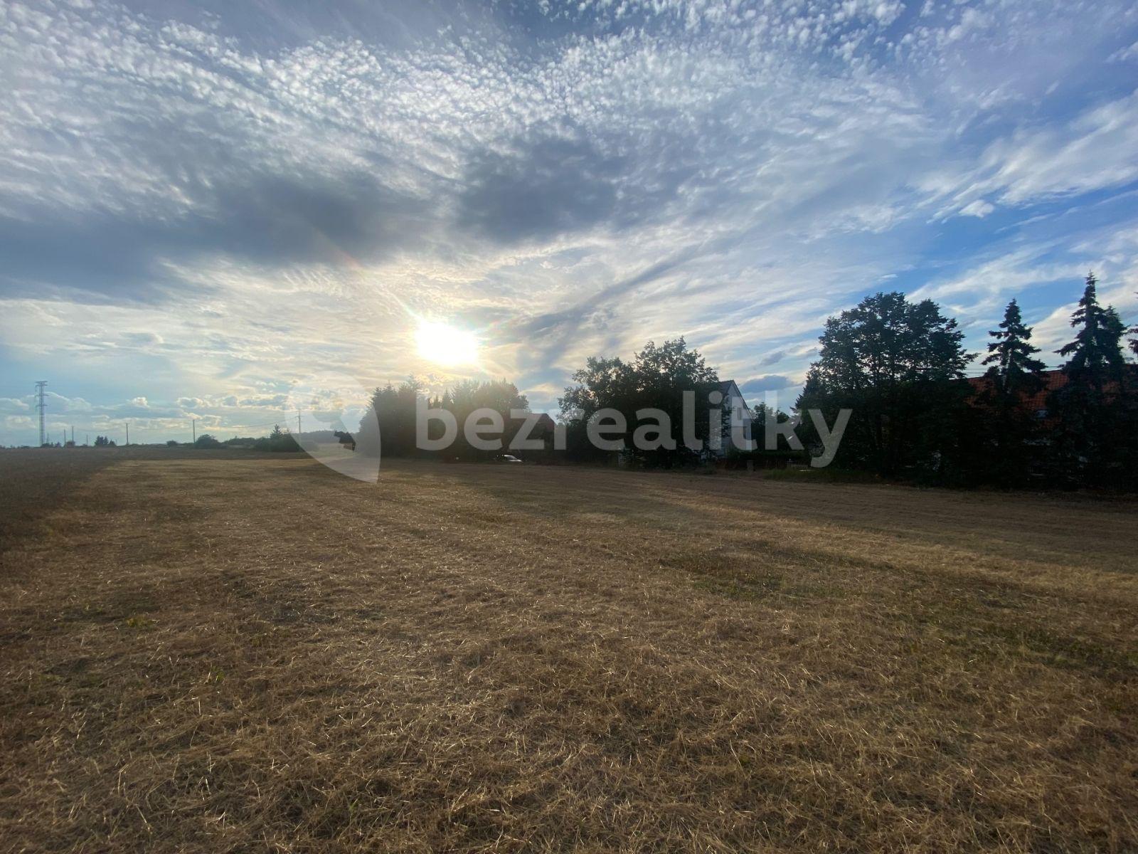 plot for sale, 808 m², Okrouhlo, Středočeský Region