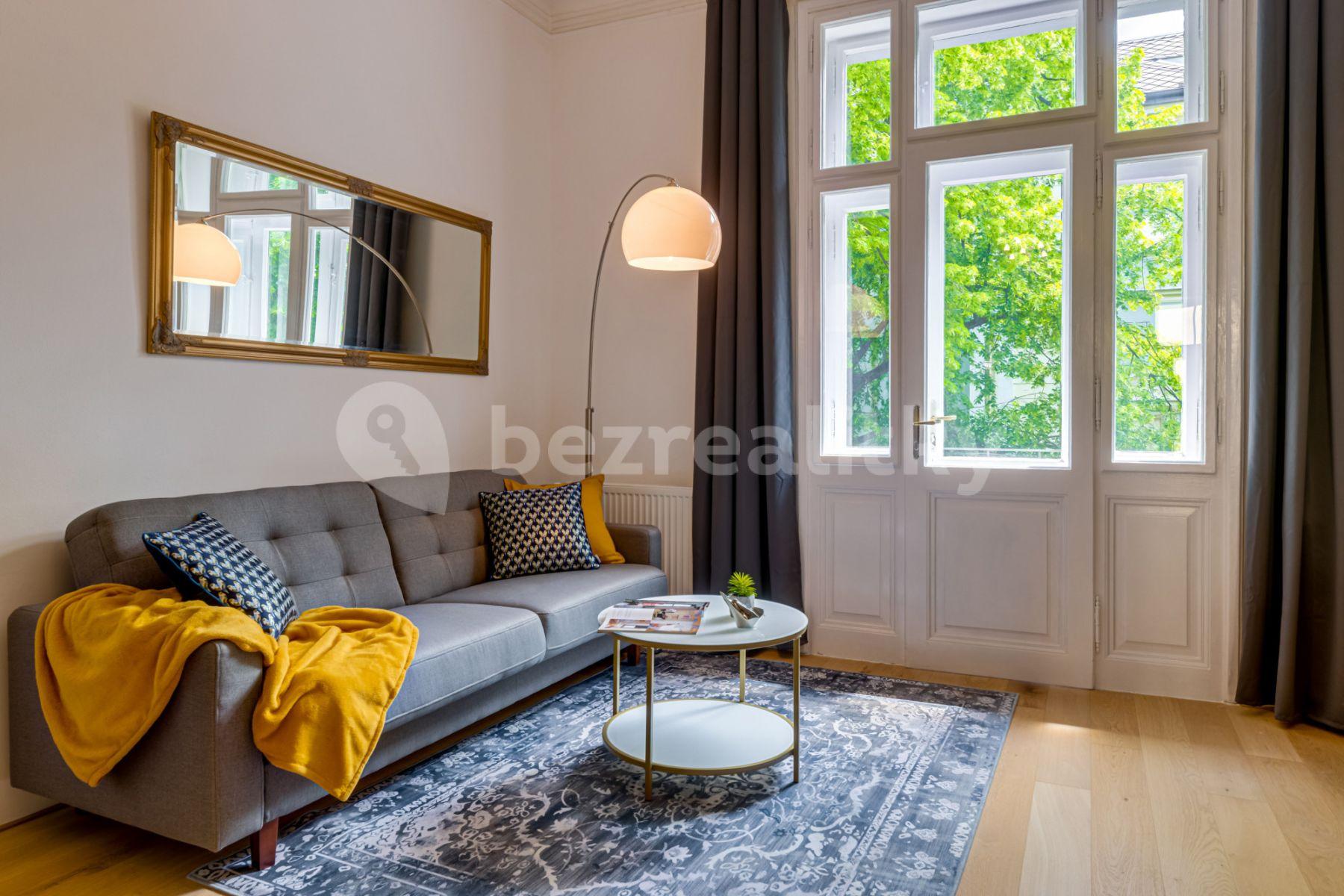 2 bedroom with open-plan kitchen flat to rent, 87 m², Kaizlovy sady, Prague, Prague