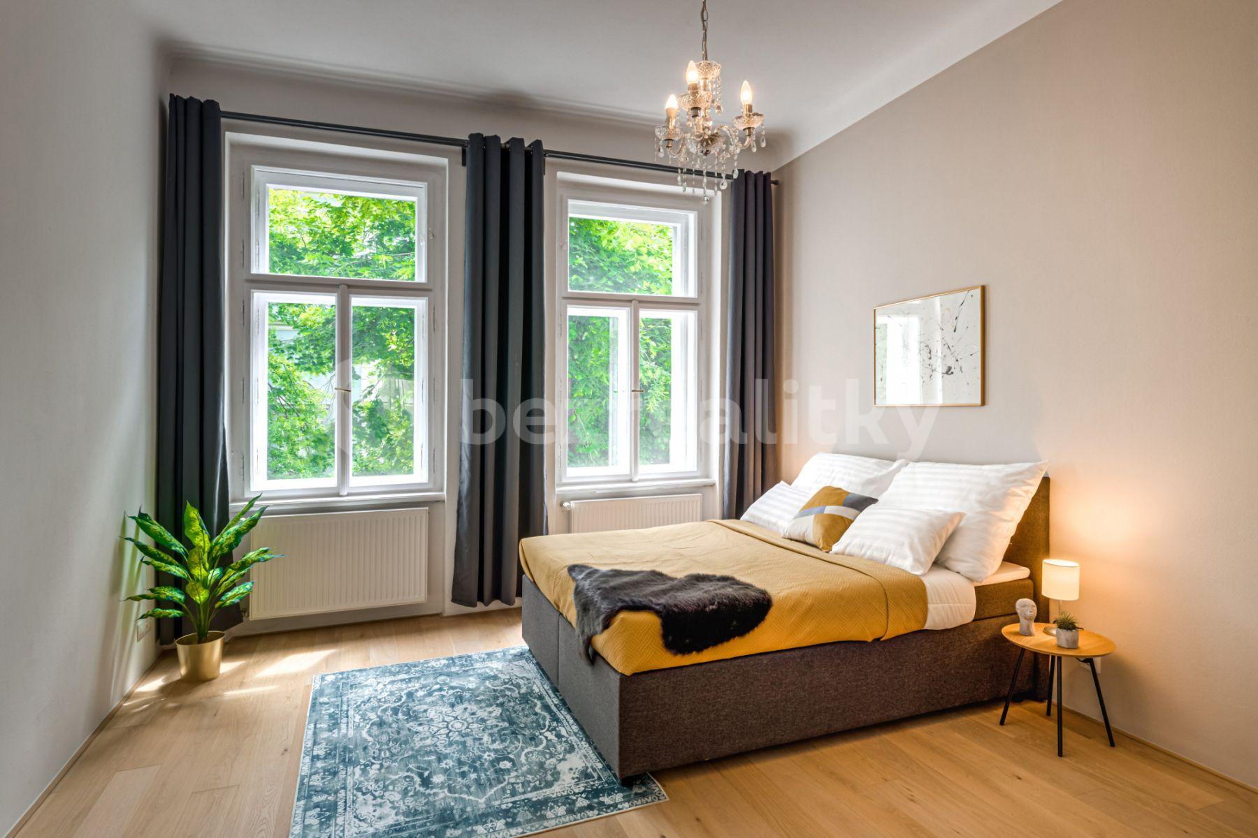 2 bedroom with open-plan kitchen flat to rent, 87 m², Kaizlovy sady, Prague, Prague