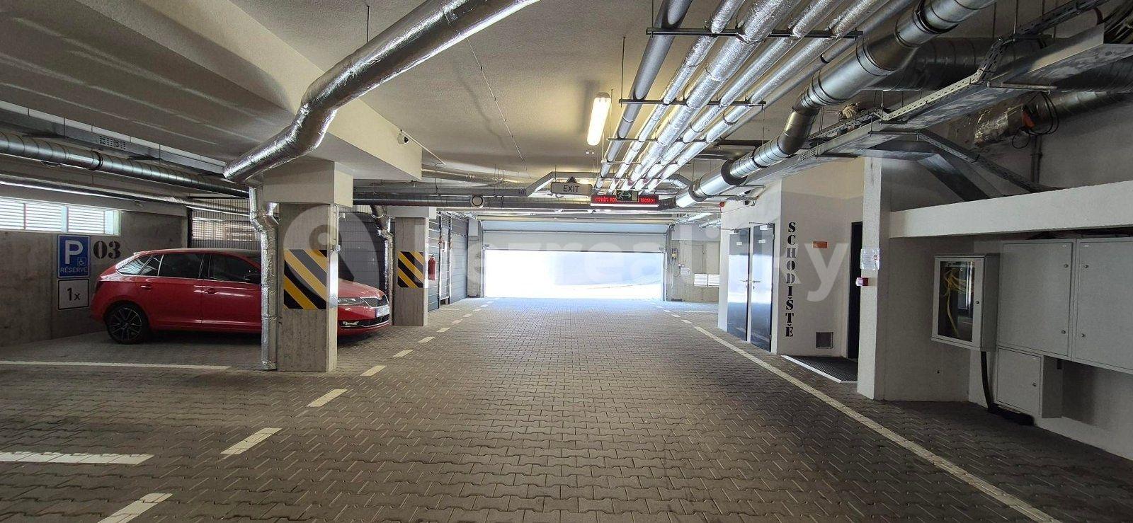 garage to rent, 12 m², Magisterská, Plzeň, Plzeňský Region