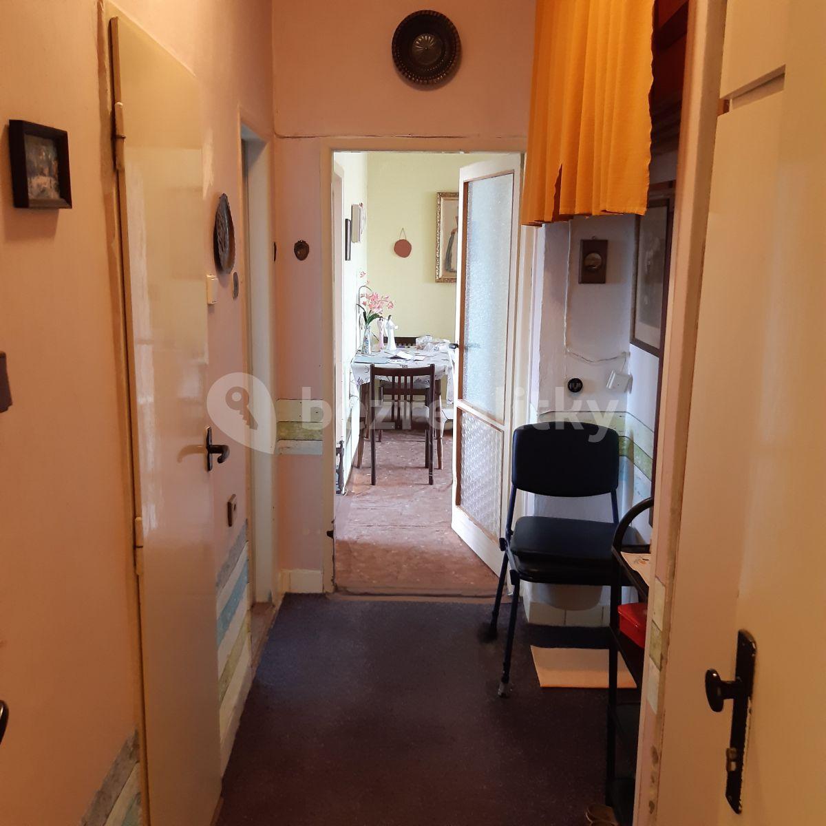 2 bedroom flat for sale, 55 m², Sladkovského, Louny, Ústecký Region