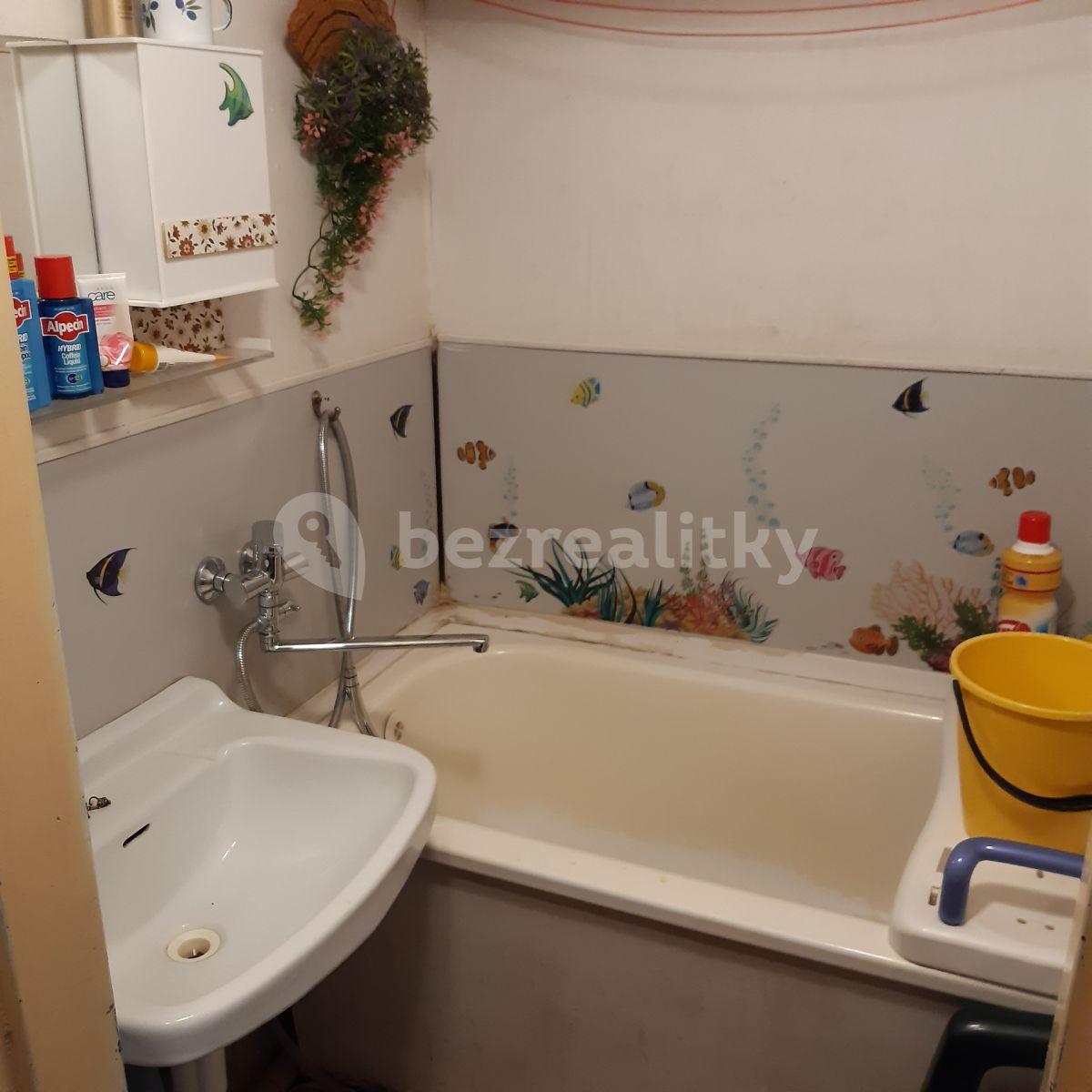 2 bedroom flat for sale, 55 m², Sladkovského, Louny, Ústecký Region