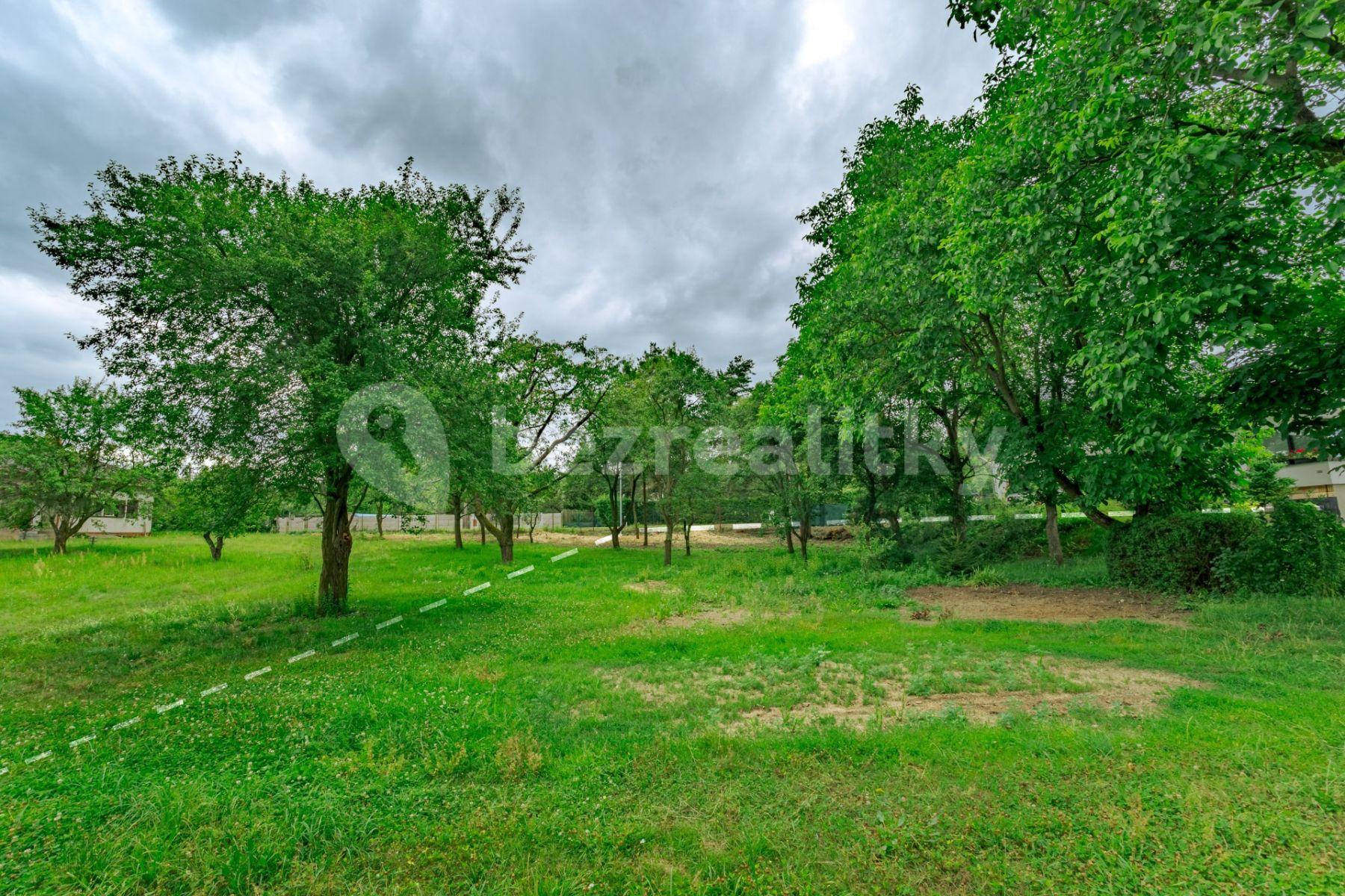 plot for sale, 1,065 m², Skorkov, Středočeský Region