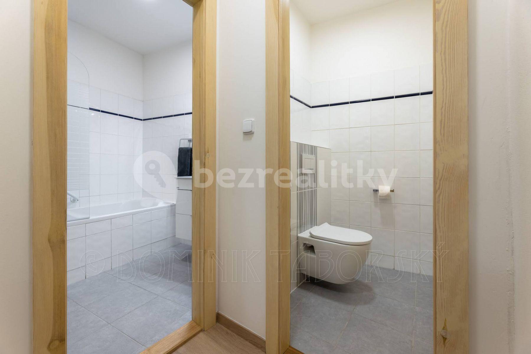 1 bedroom flat to rent, 45 m², Karlova, Prague, Prague