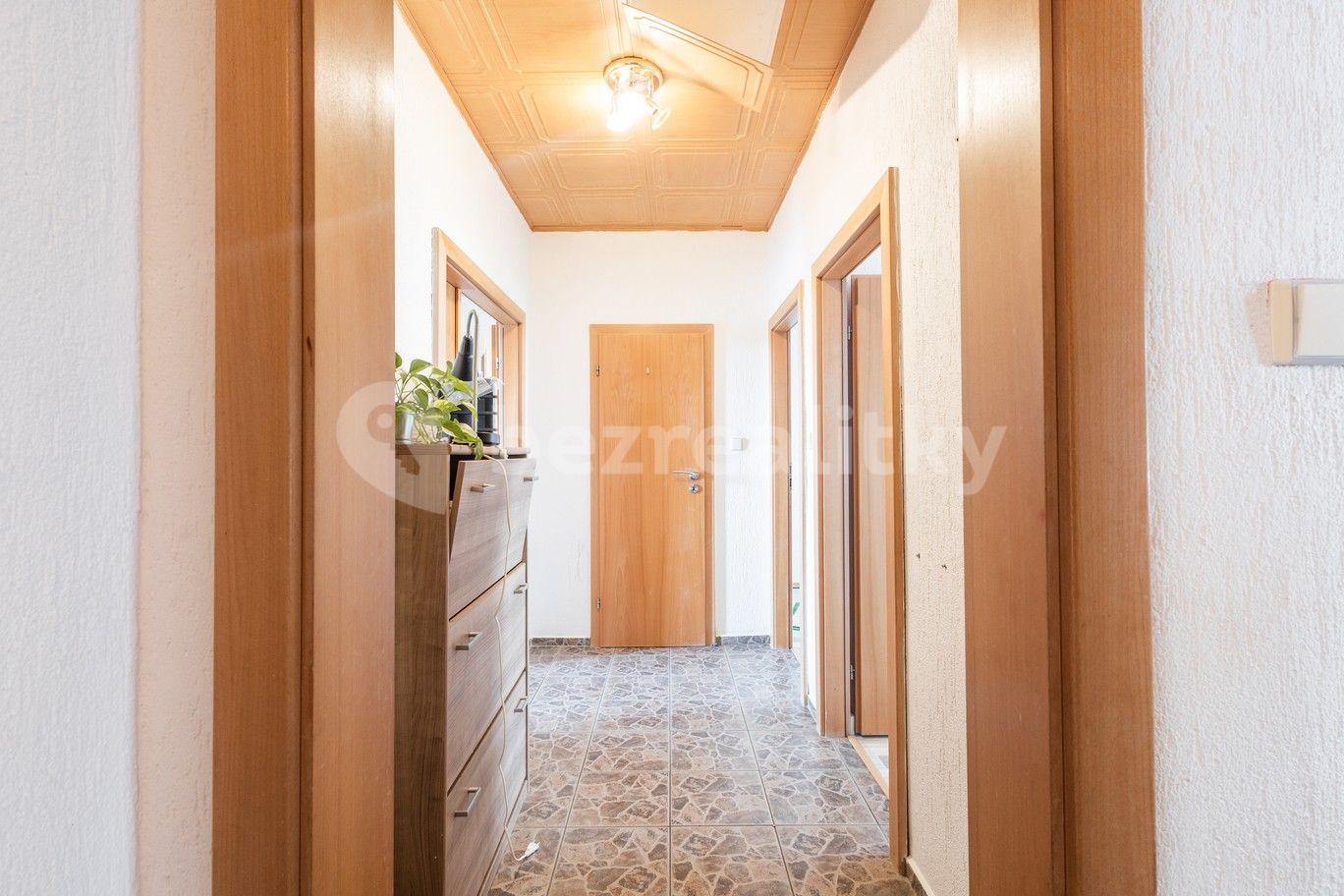 4 bedroom flat for sale, 93 m², Osvobozených politických vězňů, Nýřany, Plzeňský Region