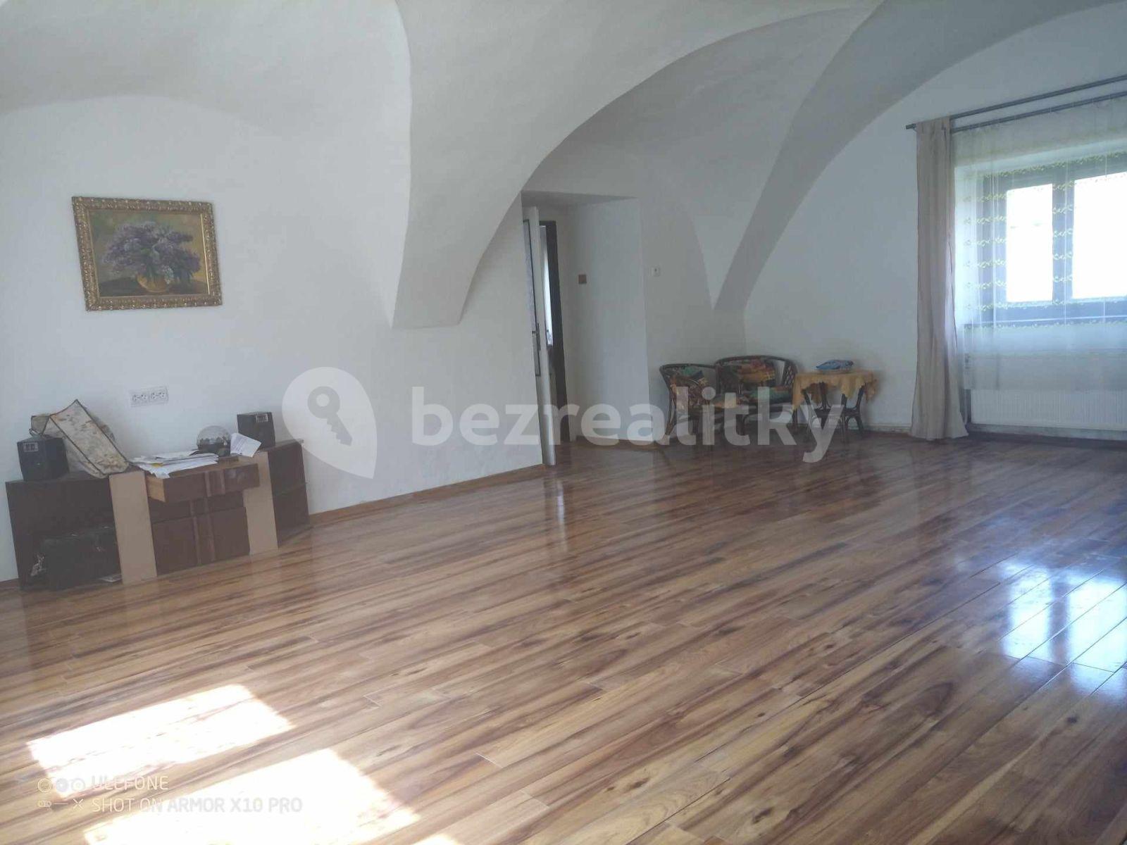 house for sale, 295 m², Hřbitovní, Mirovice, Jihočeský Region