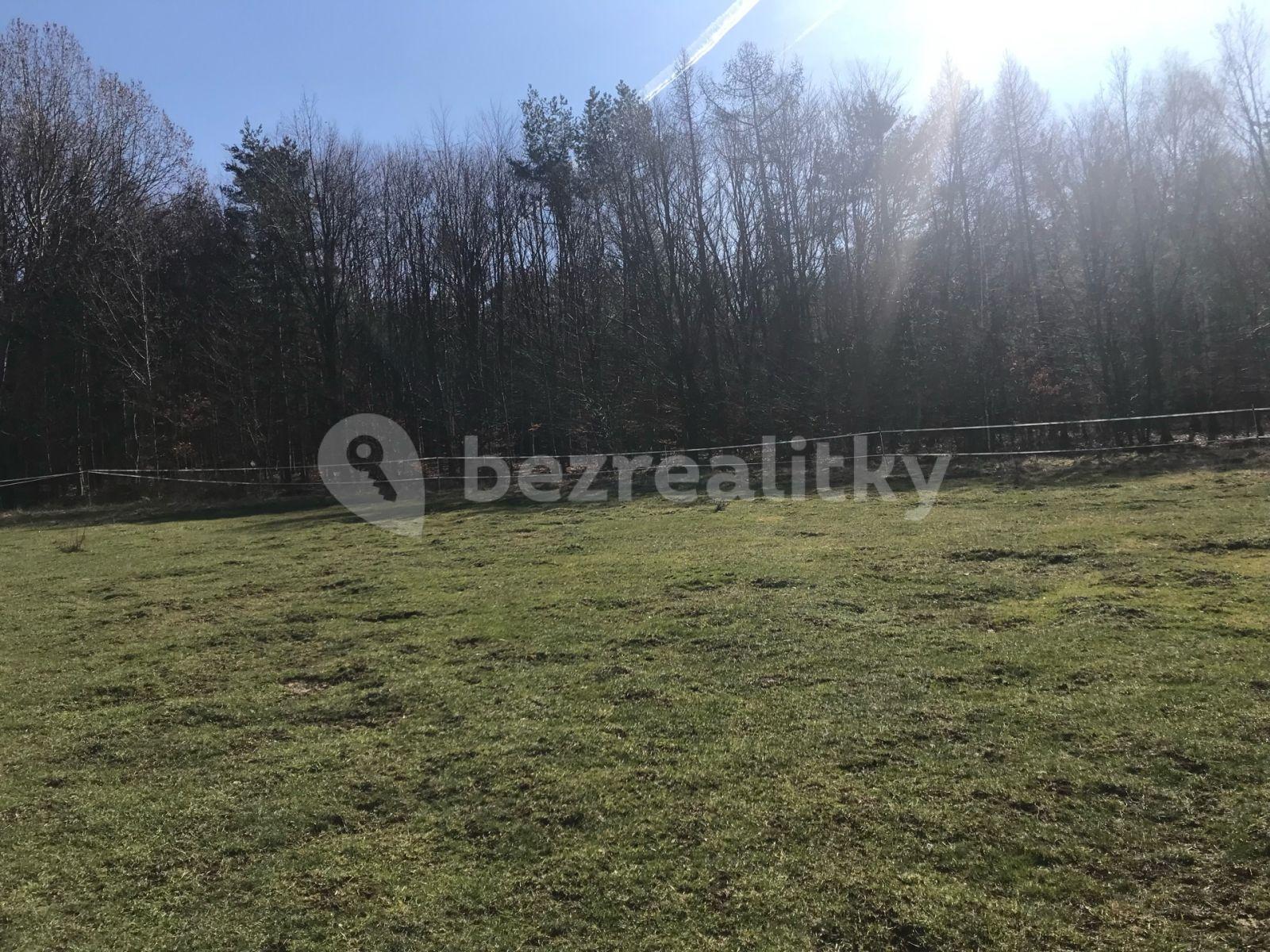 plot for sale, 1,876 m², Modřínová, Svinaře, Středočeský Region