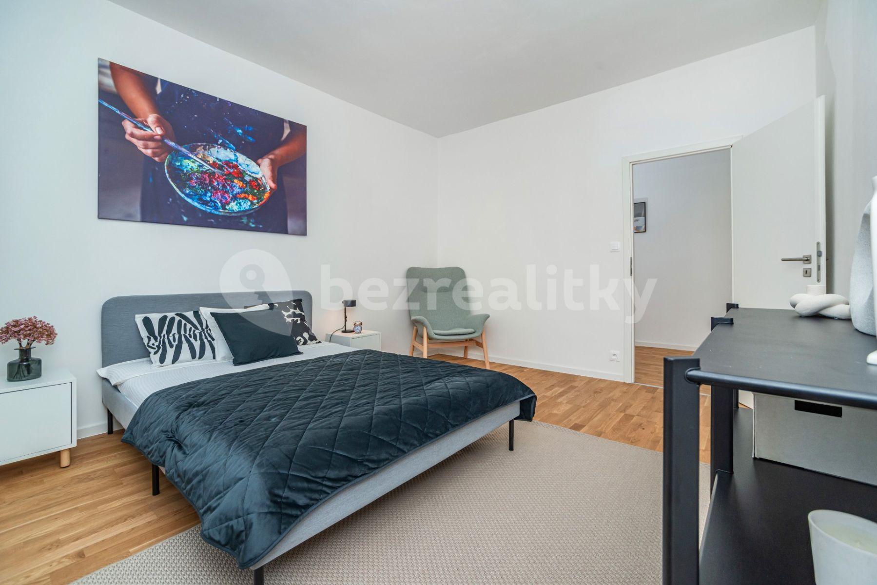 2 bedroom with open-plan kitchen flat for sale, 62 m², Vršovická, Prague, Prague