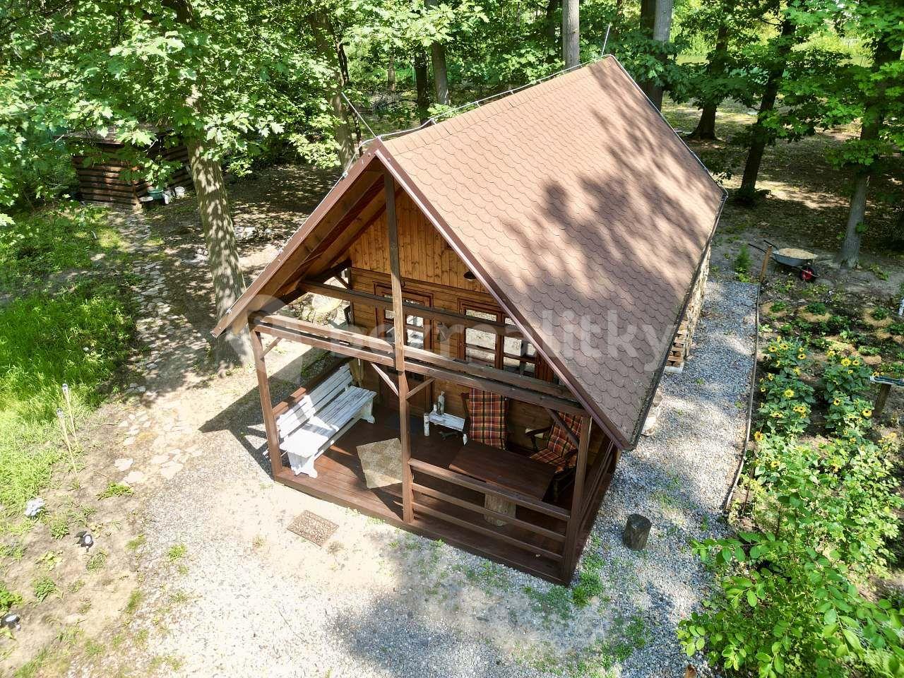 recreational property to rent, 0 m², Hradištko, Středočeský Region