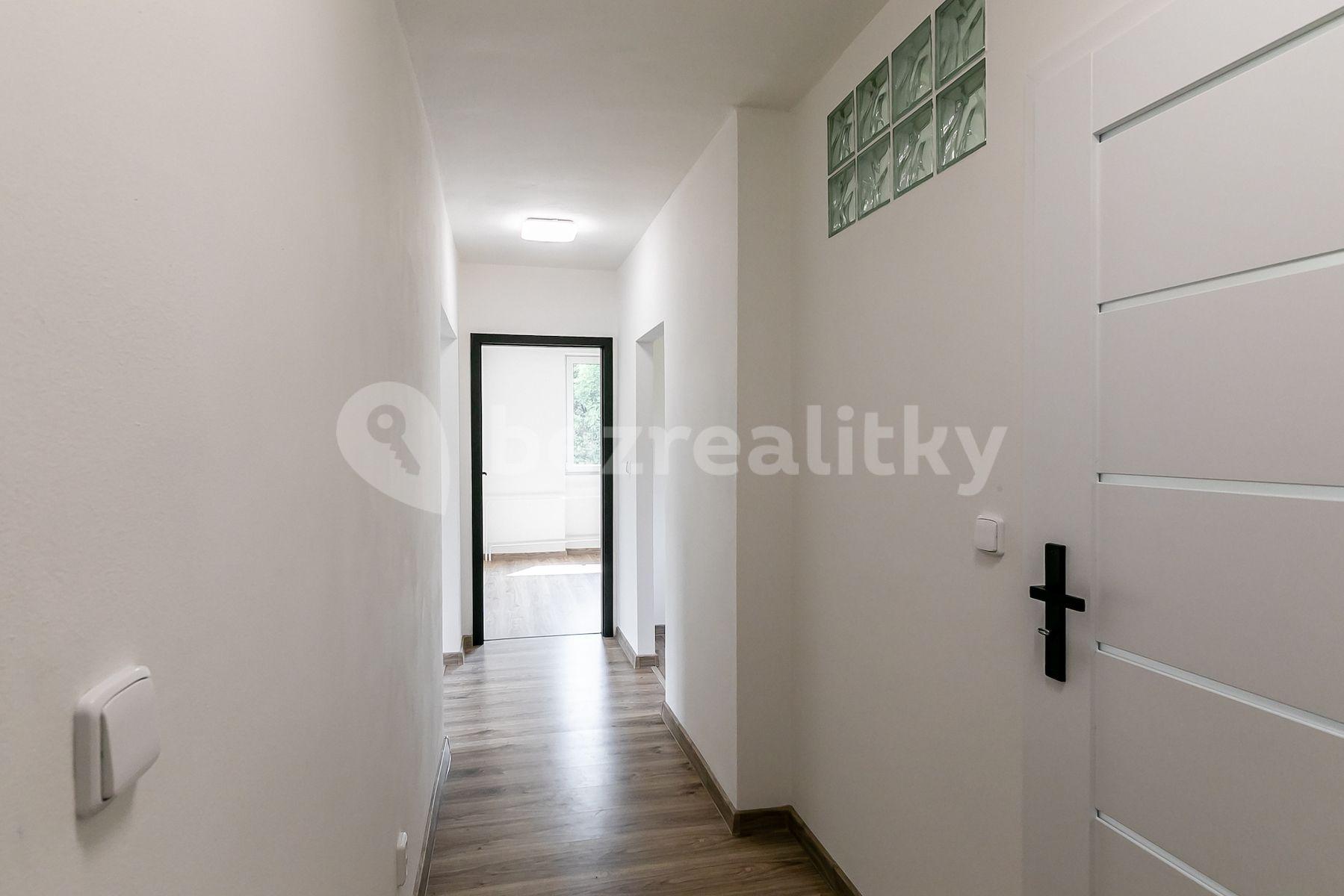 3 bedroom flat for sale, 76 m², Navarovská, Zlatá Olešnice, Liberecký Region