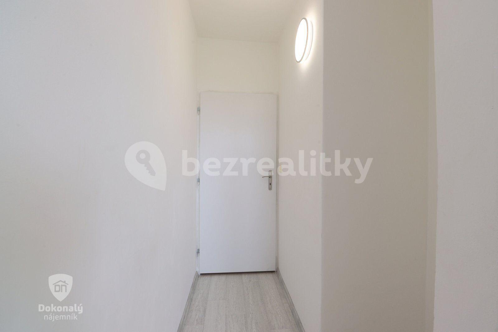 2 bedroom flat to rent, 62 m², Armádní, Milovice, Středočeský Region