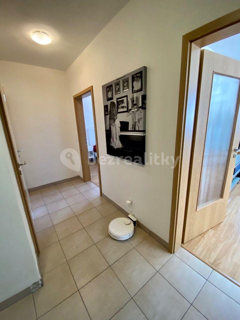 1 bedroom with open-plan kitchen flat for sale, 56 m², V Dolině, Prague, Prague