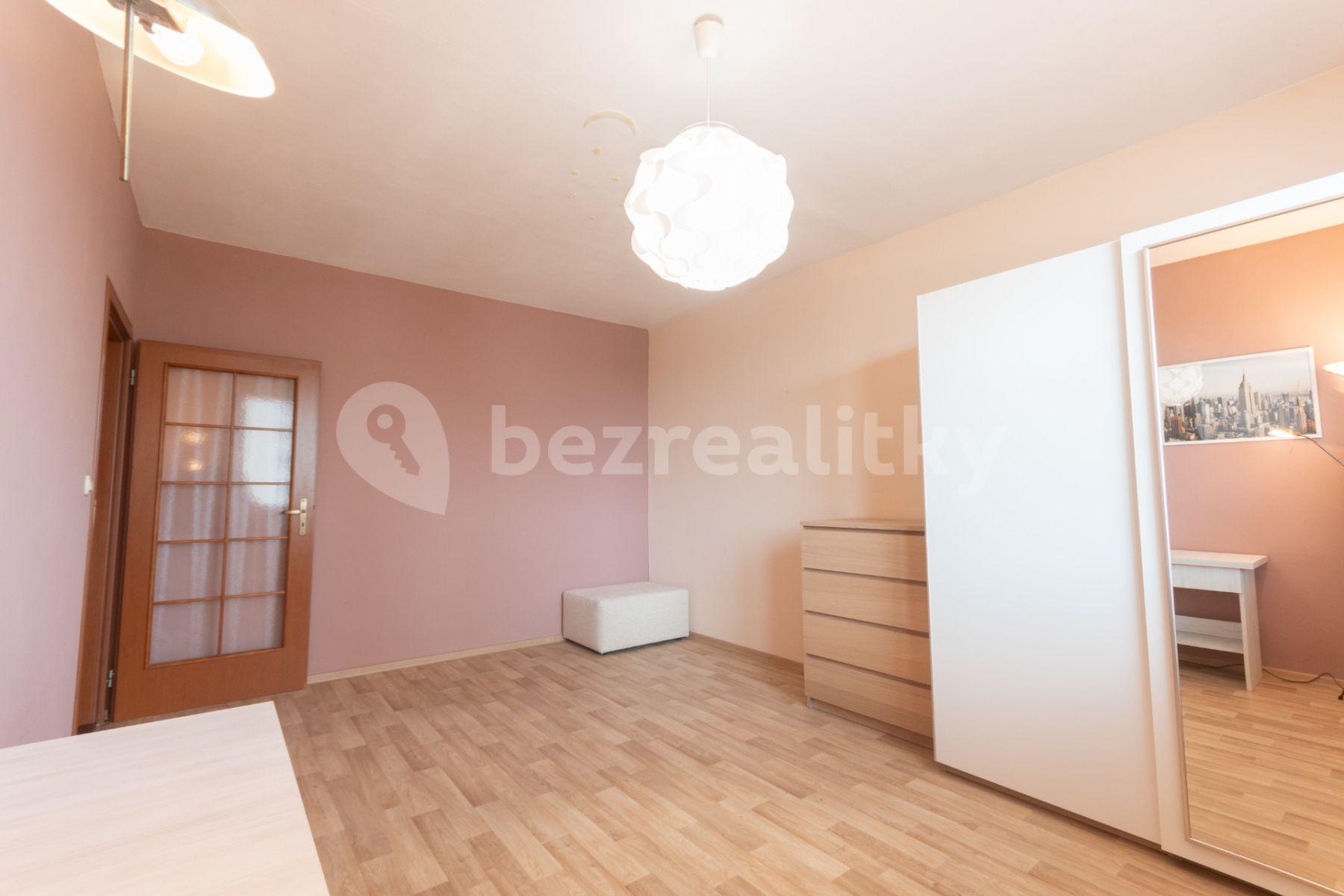 3 bedroom flat for sale, 77 m², Lonkova, Pardubice, Pardubický Region