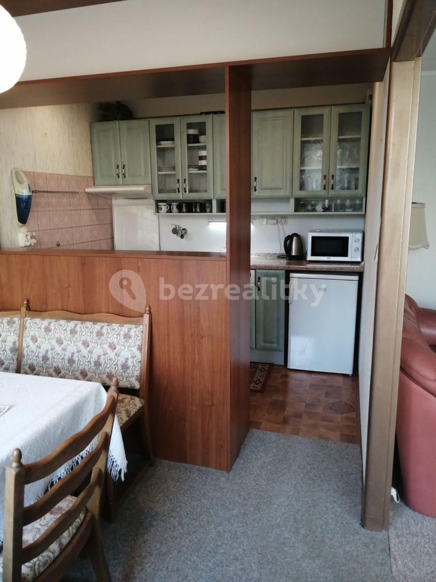 3 bedroom flat to rent, 67 m², Žandovská, Prague, Prague