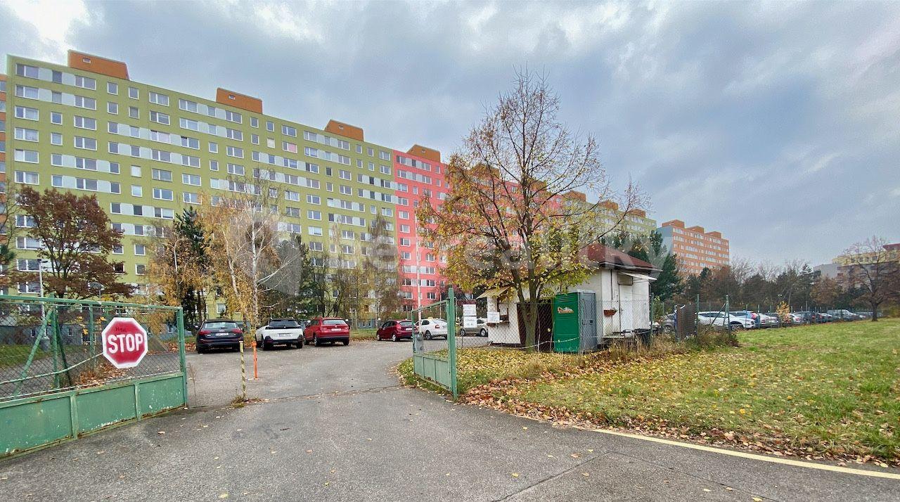 3 bedroom flat for sale, 72 m², Krynická, Prague, Prague