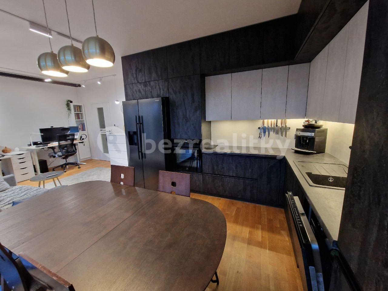 1 bedroom with open-plan kitchen flat to rent, 55 m², Chlumčanského, Prague, Prague