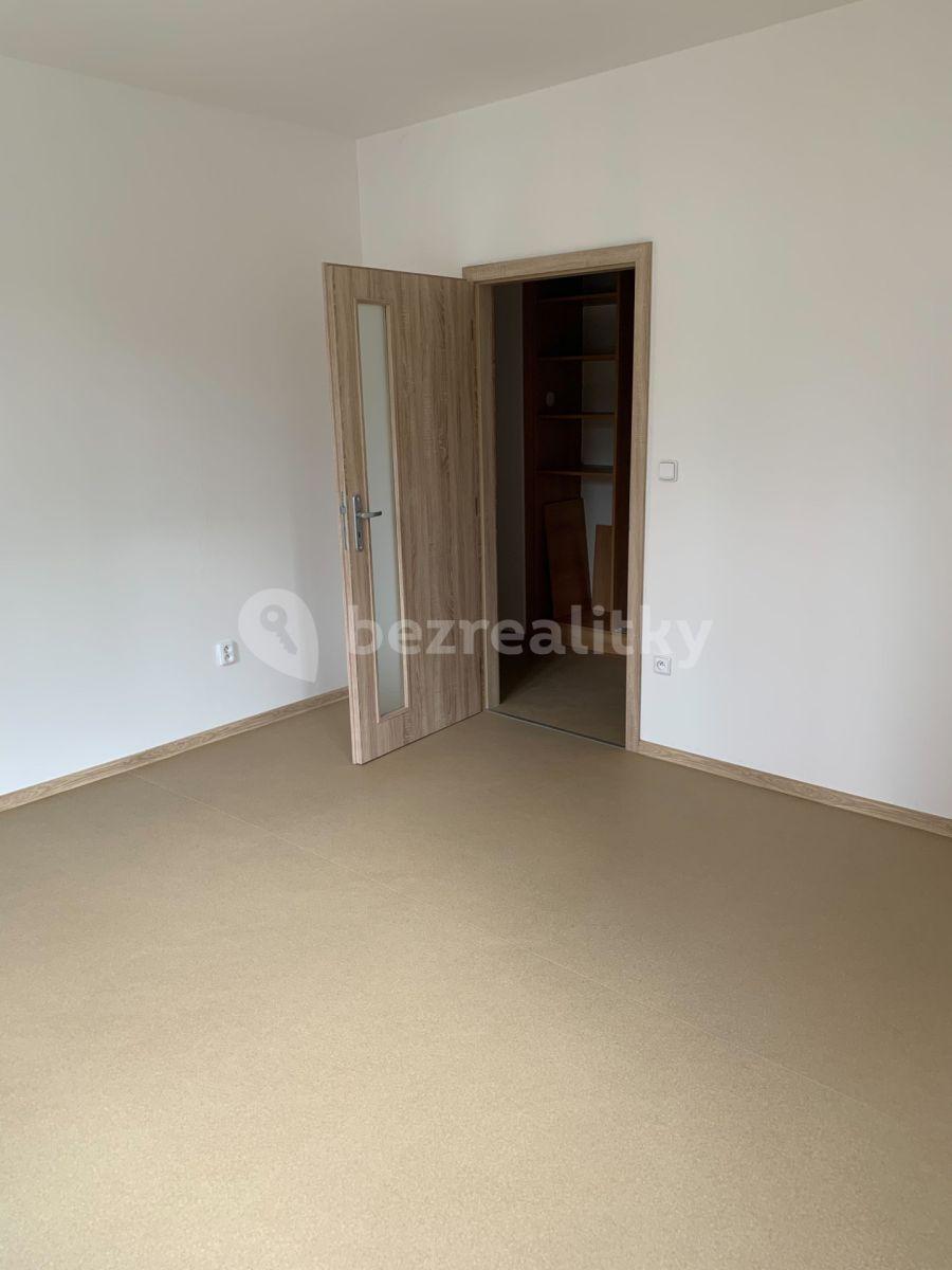 2 bedroom flat to rent, 78 m², Brožovského, Slaný, Středočeský Region