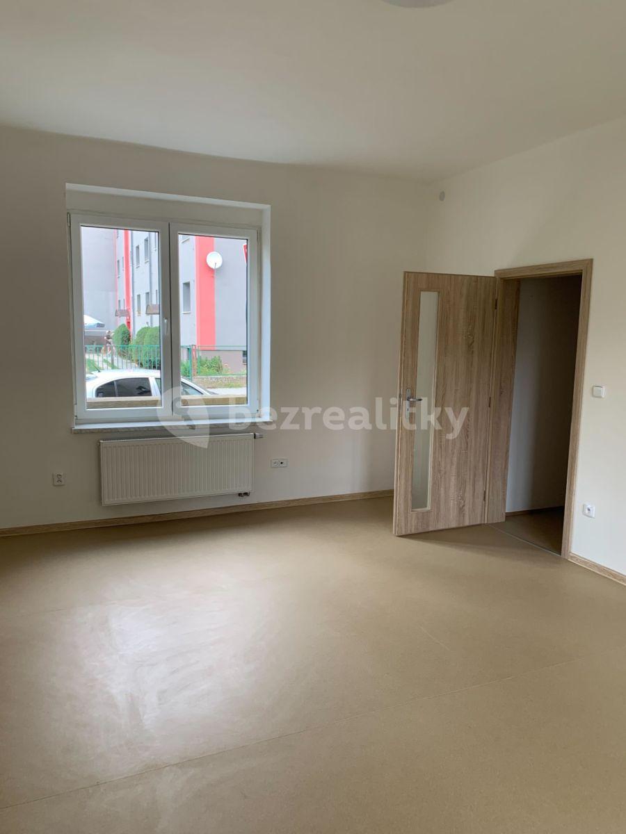 2 bedroom flat to rent, 78 m², Brožovského, Slaný, Středočeský Region