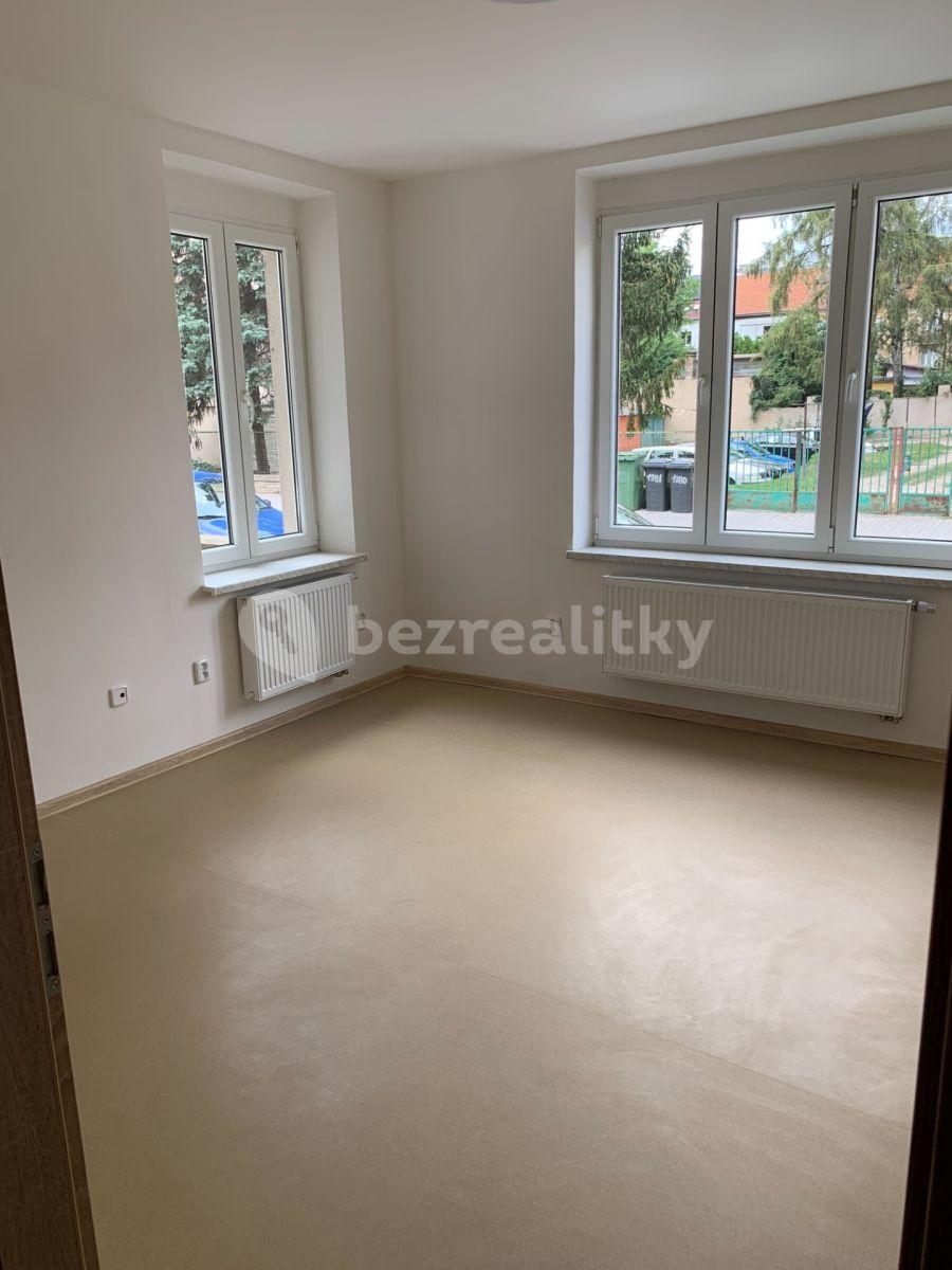 2 bedroom flat to rent, 78 m², Brožovského, Slaný, Středočeský Region