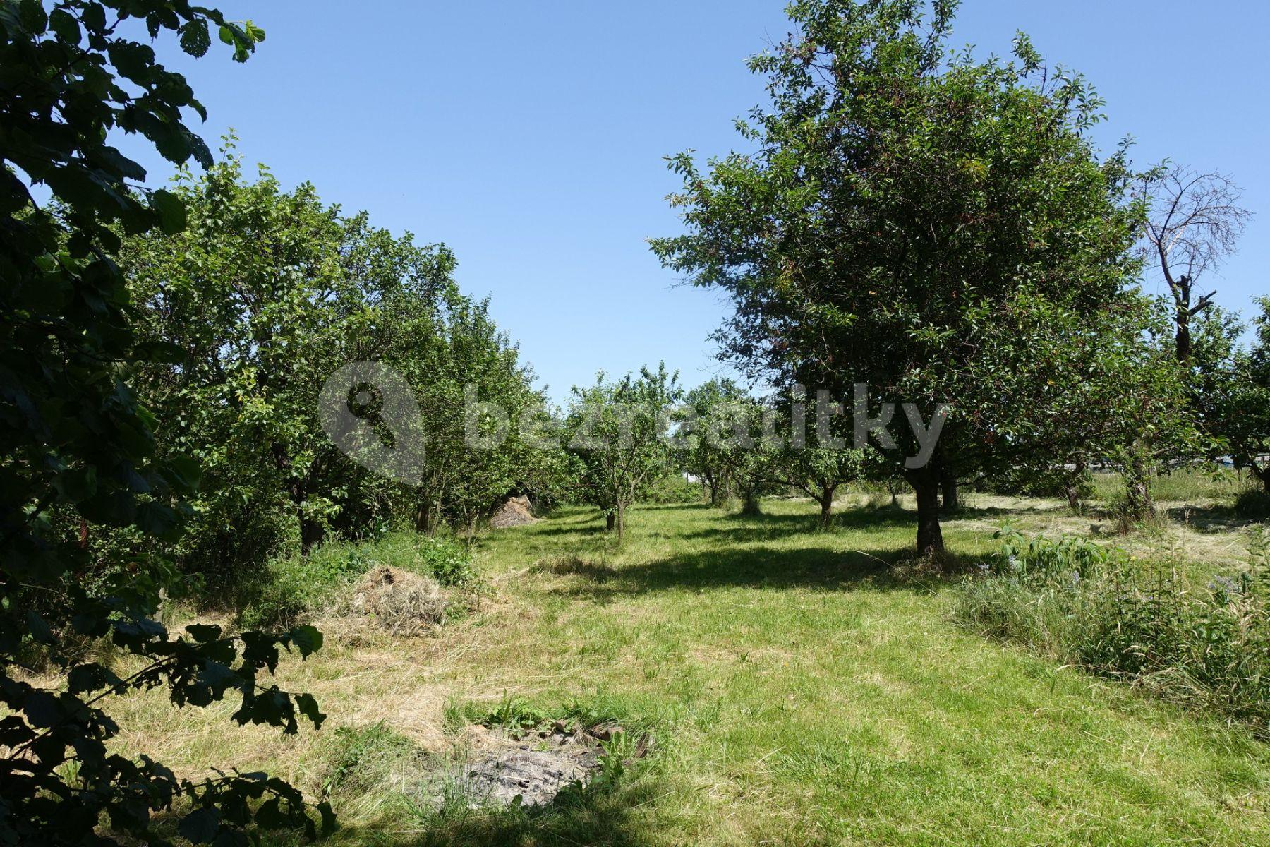 plot for sale, 801 m², Svinaře, Středočeský Region