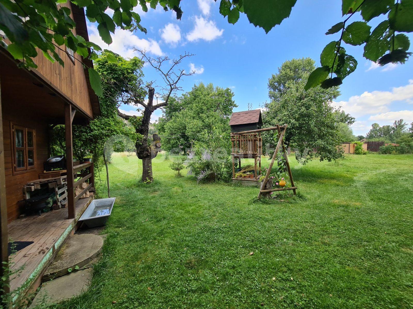 plot for sale, 2,590 m², Kralupy nad Vltavou, Středočeský Region