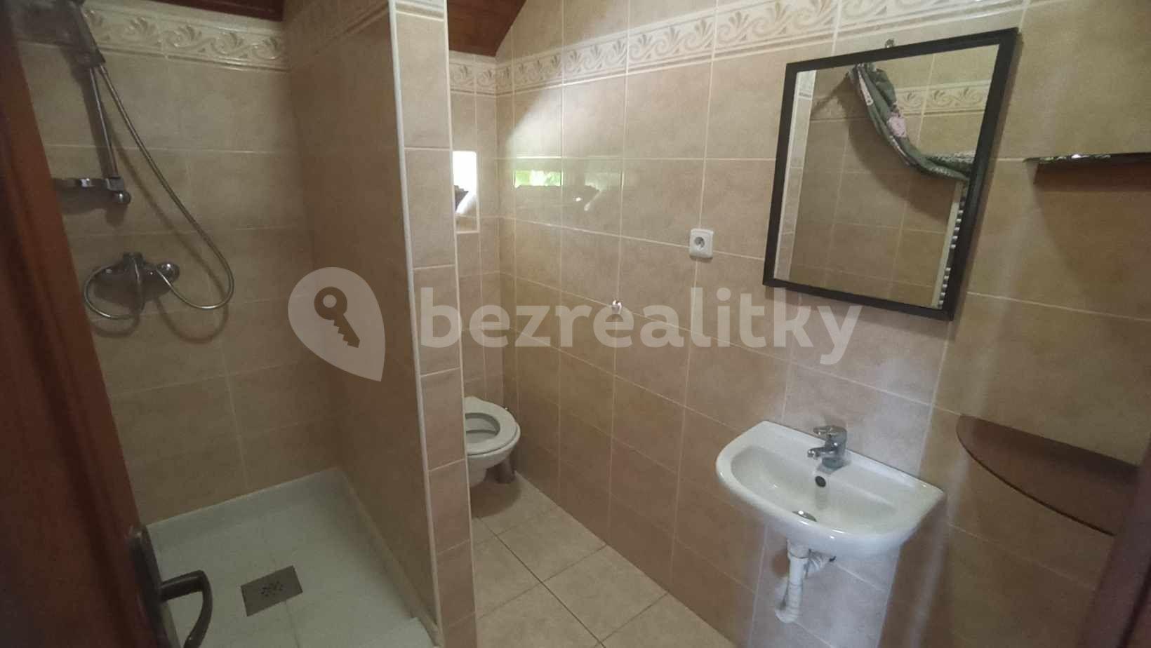 house for sale, 322 m², Turistická, Veľký Meder, Trnavský Region