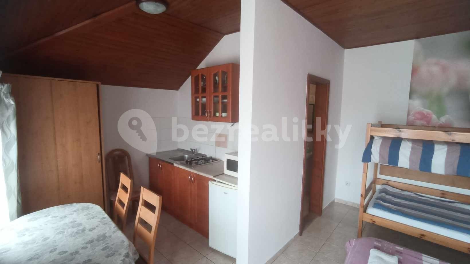 house for sale, 322 m², Turistická, Veľký Meder, Trnavský Region